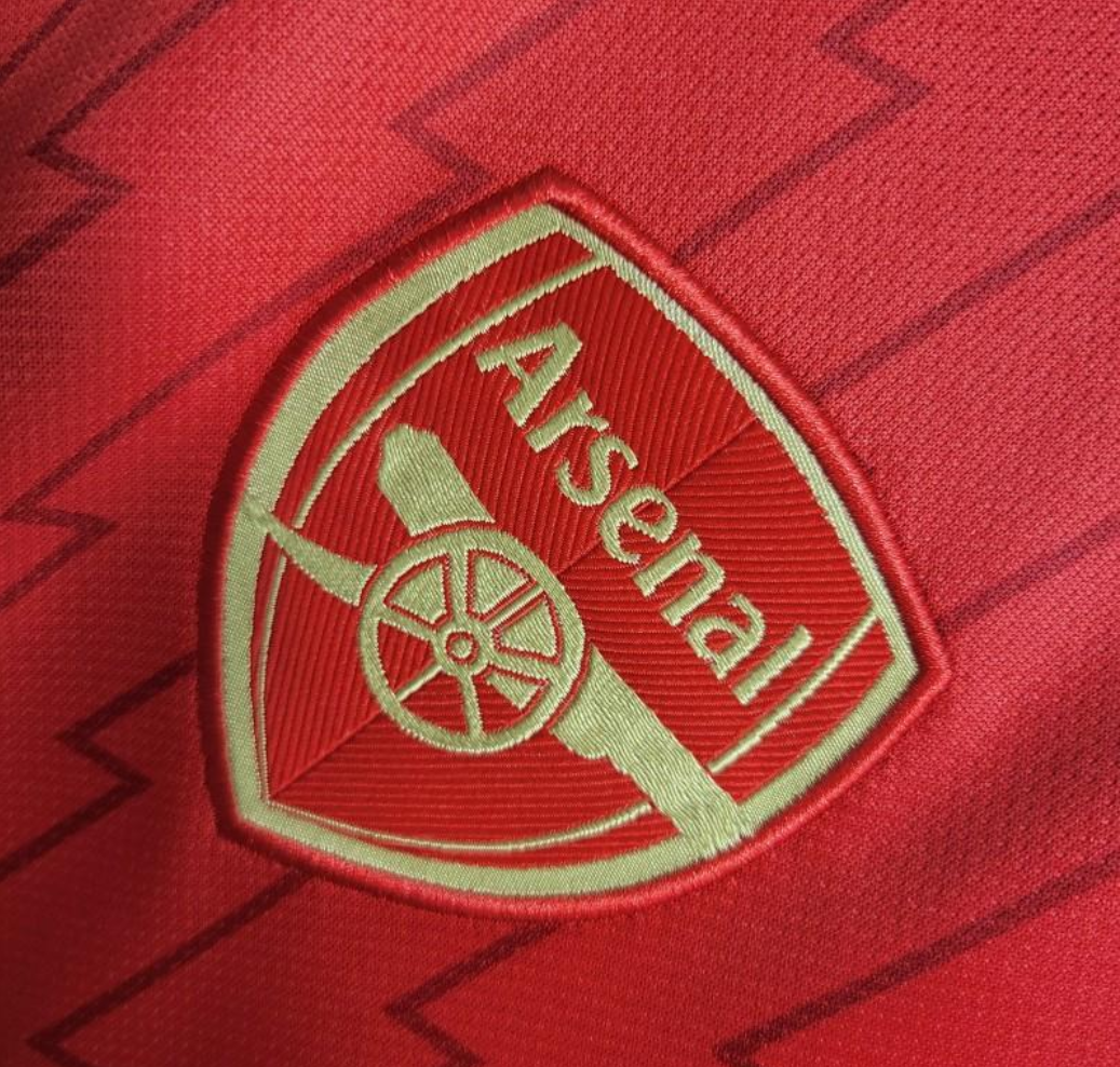 Arsenal 23/24 home red shirt