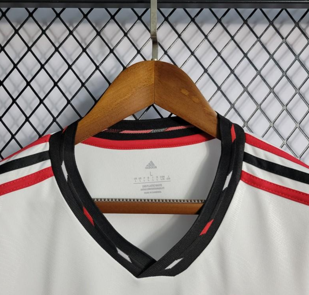 Manchester united 23/24 away white shirt