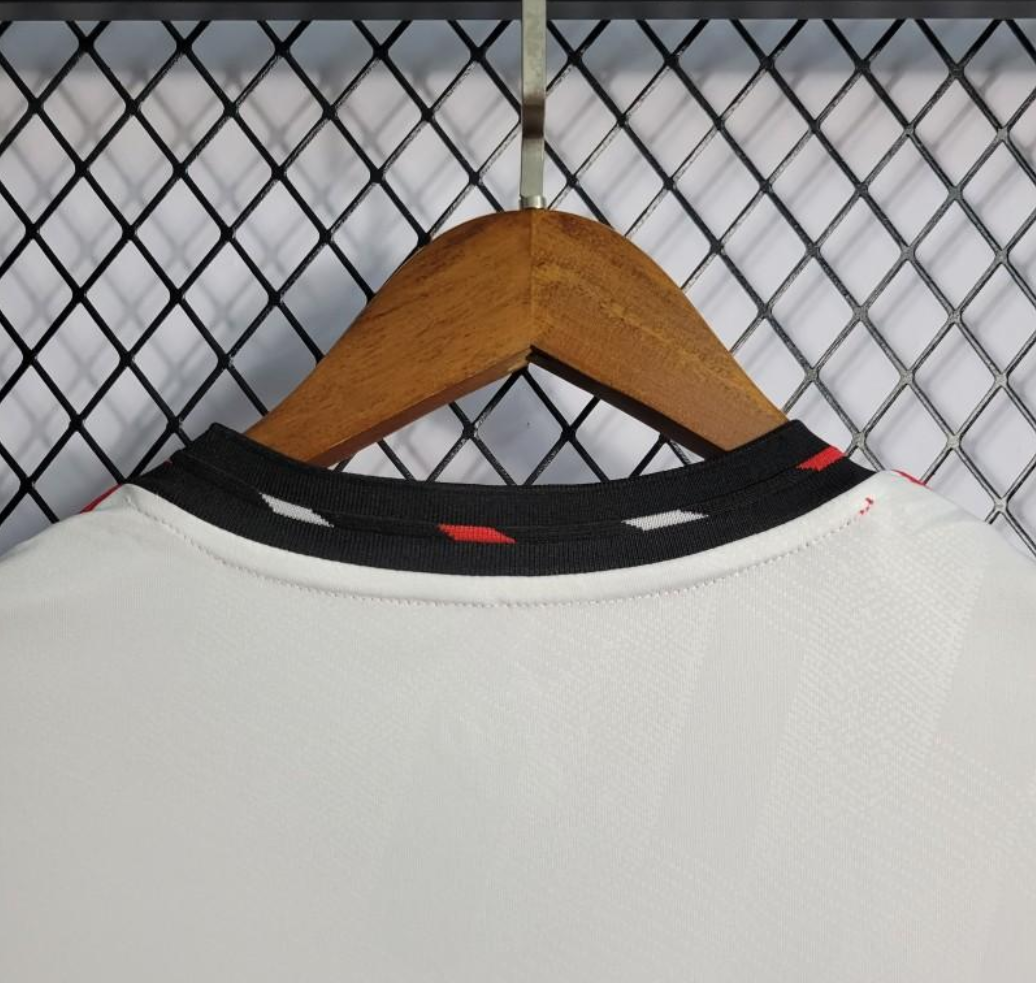 Manchester united 23/24 away white shirt
