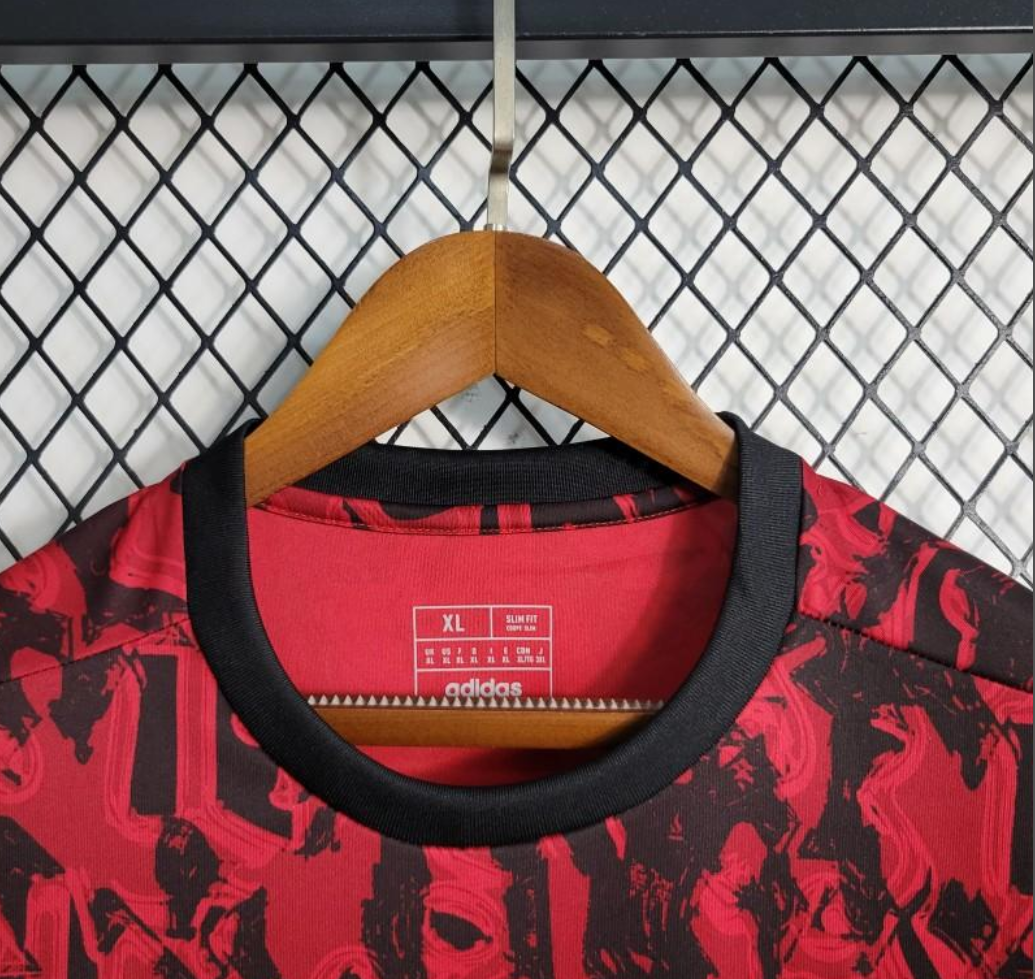 Manchester united 23/24 training red shirt