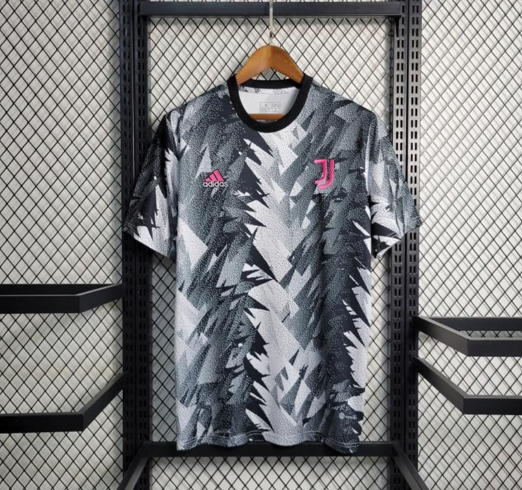 Juventus 23/24 training shirt