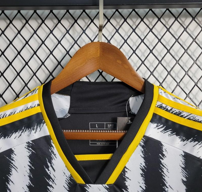 Juventus 23/24 home white/black shirt