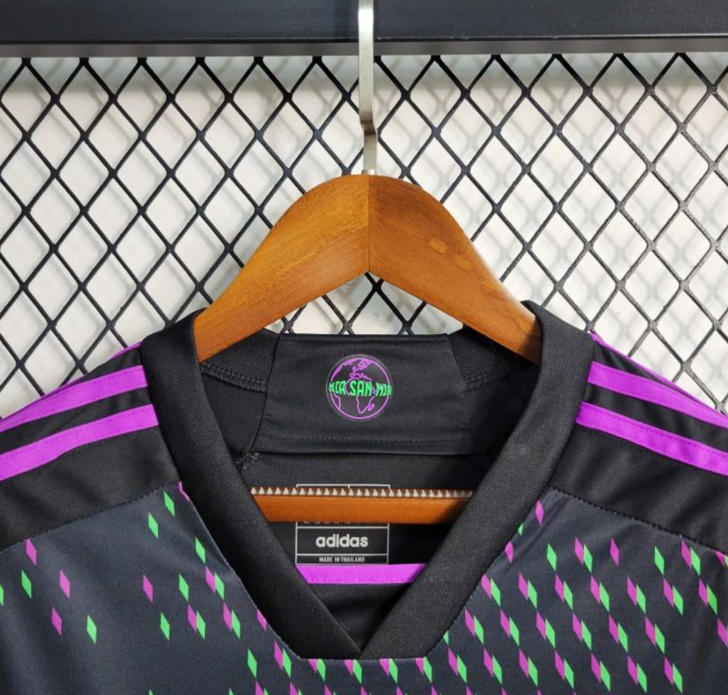 Bayern Munich 23/24 away black shirt