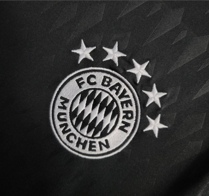 Bayern Munich 23/24 goalkeeper black shirt