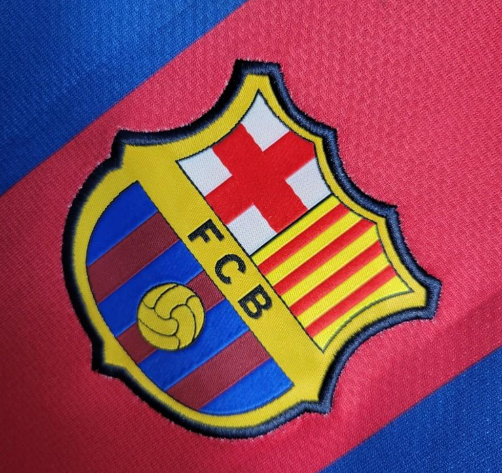 Barcelona 10/11 home red/blue shirt