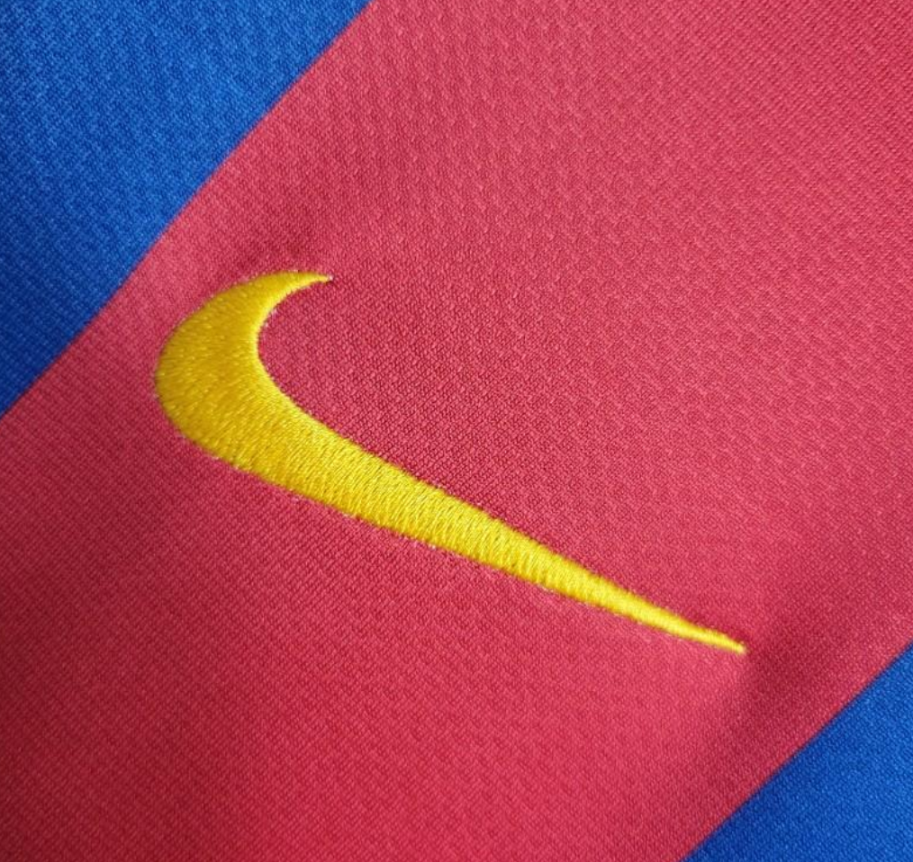 Barcelona 10/11 home red/blue shirt