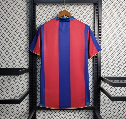 Barcelona 07/08 home red/blue shirt