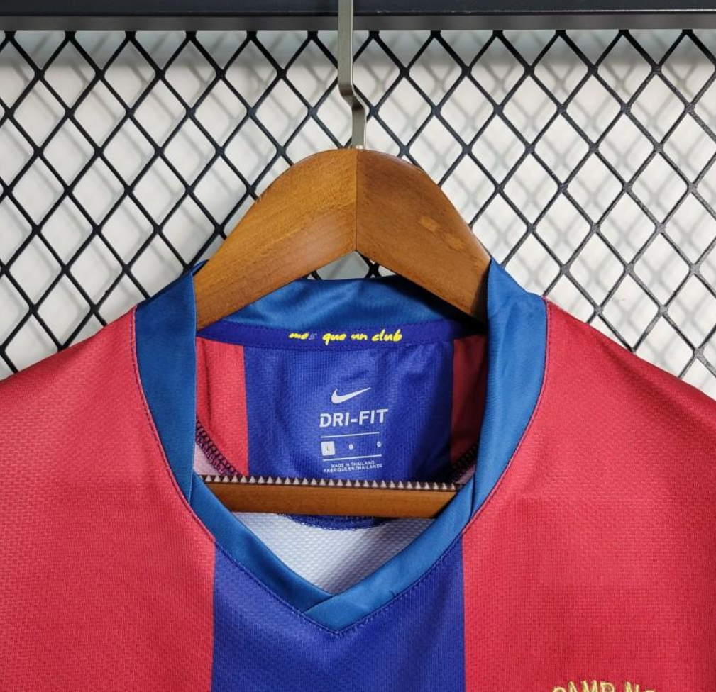 Barcelona 07/08 home red/blue shirt