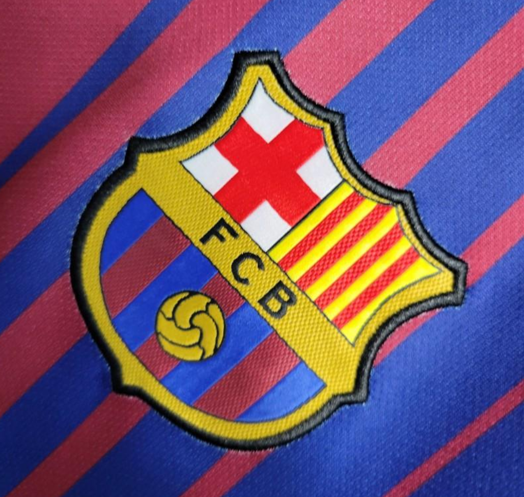 Barcelona 17/18 home red/blue shirt