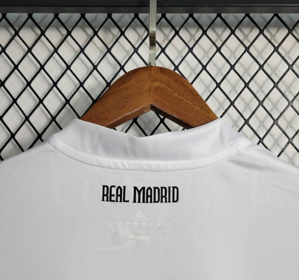 Real Madrid 10/11 home white shirt