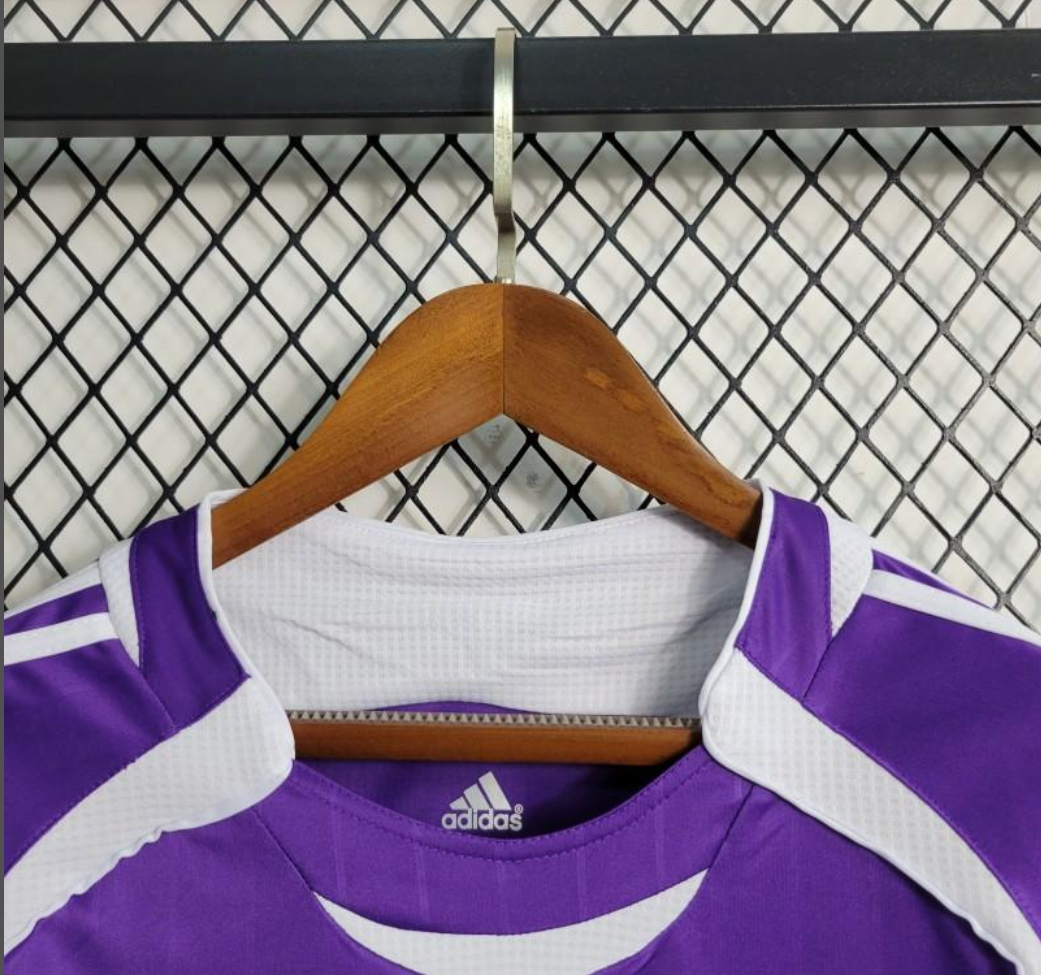 Real Madrid 06/07 third purple shirt