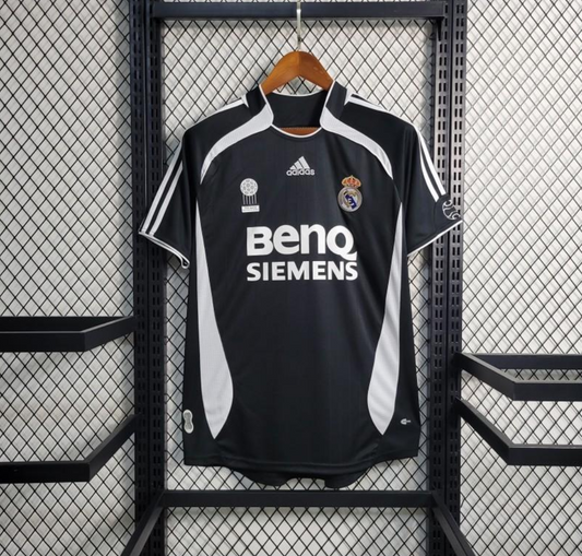 Real Madrid 06/07 away black/white shirt