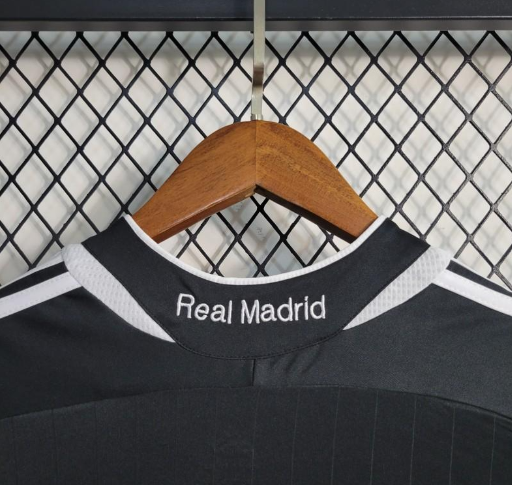 Real Madrid 06/07 away black/white shirt