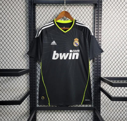 Real Madrid 10/11 away black shirt