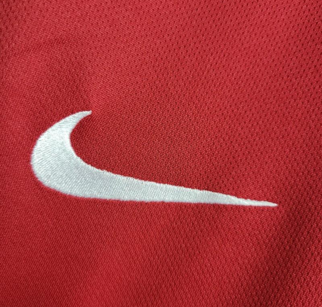 Manchester united 06/07 home red shirt