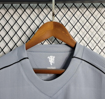 Manchester united 07/08 goalkeeper grey shirt
