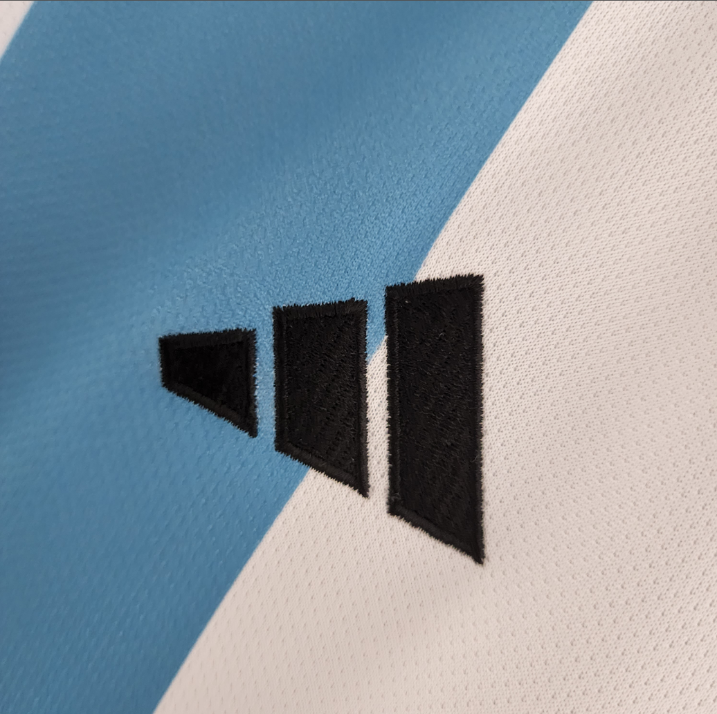 Argentina 2022 home white/blue shirt