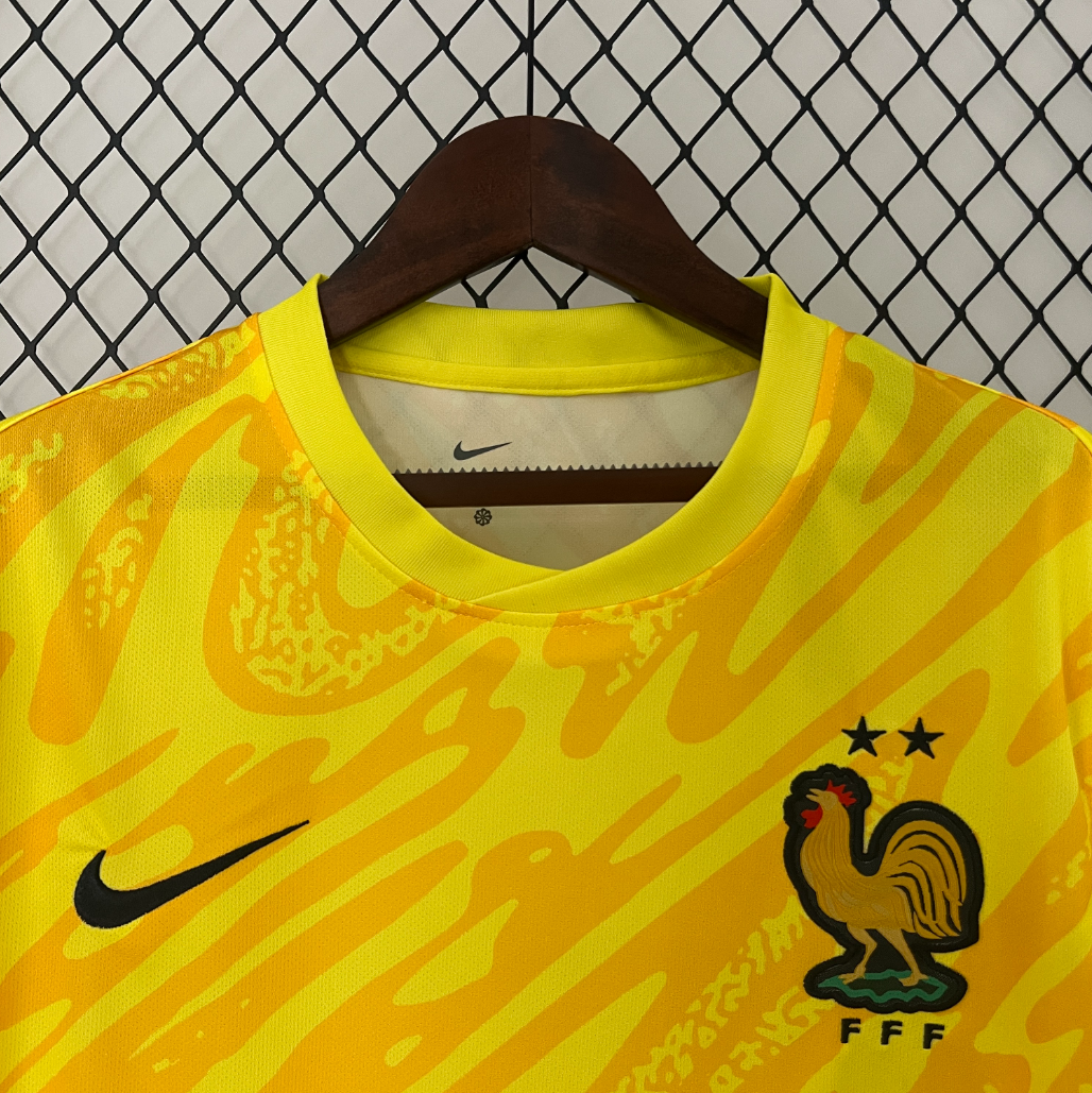 France 2024 goalkeeper yellow shirt