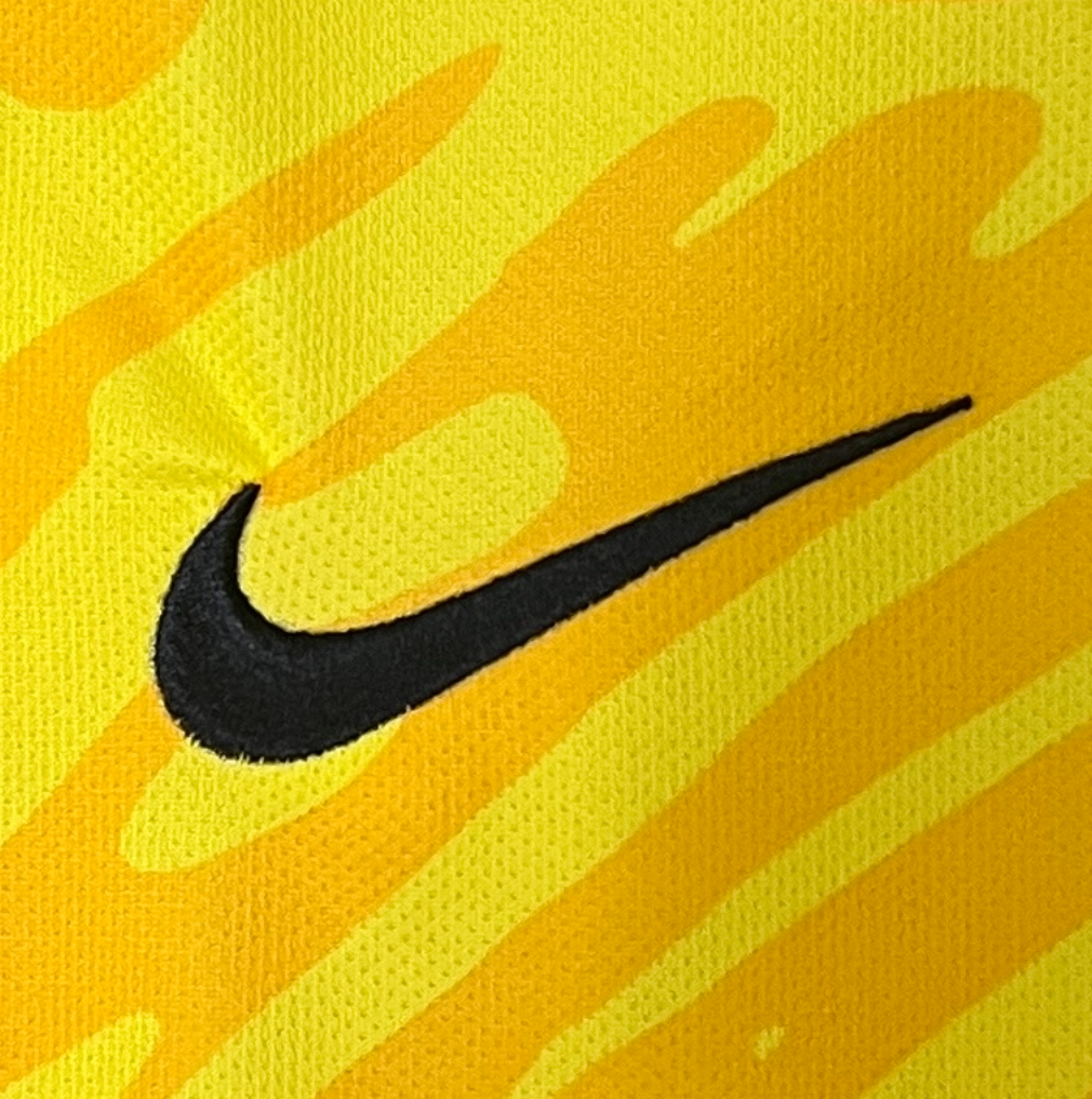 France 2024 goalkeeper yellow shirt