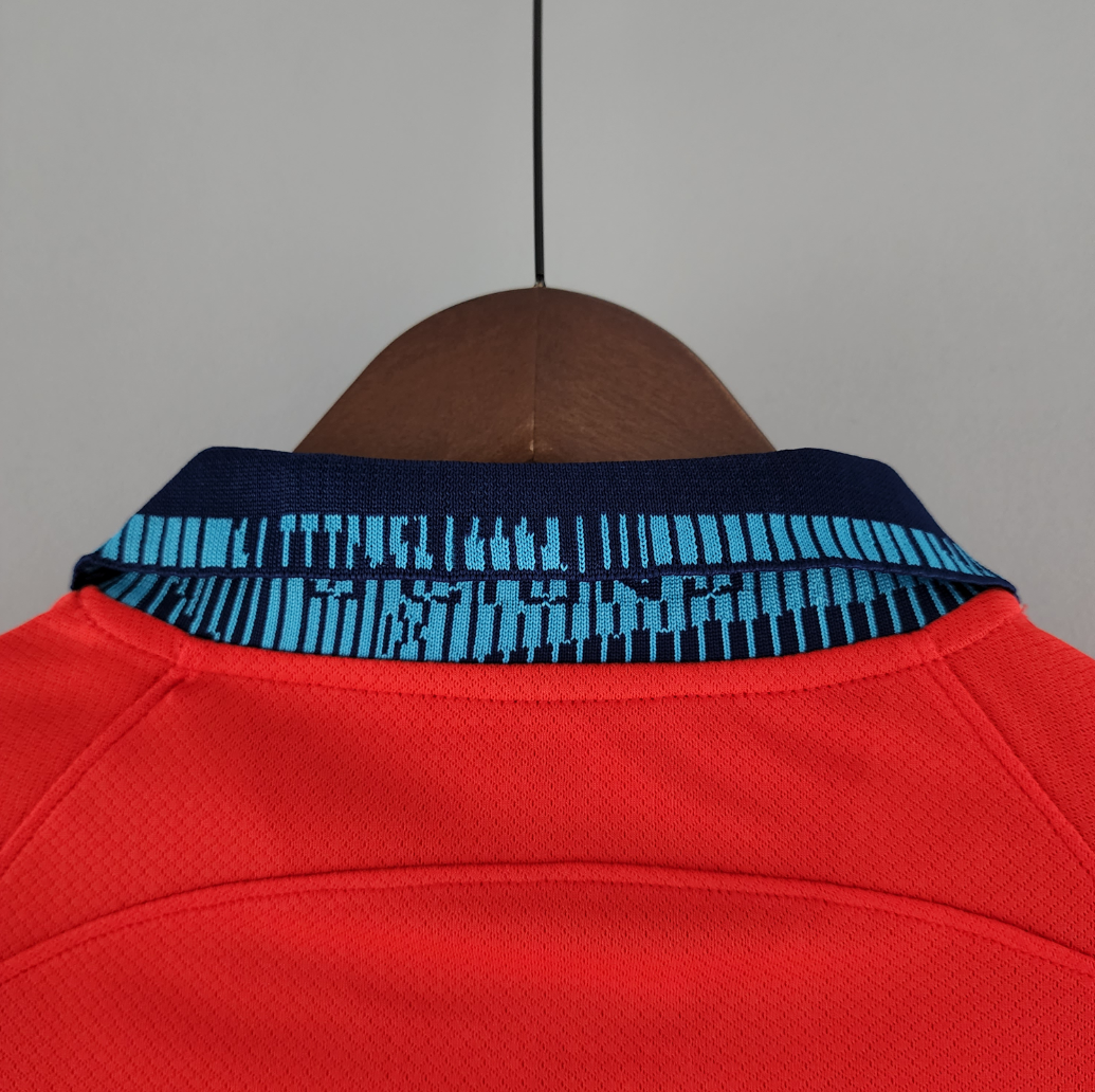 England 2022 away red shirt