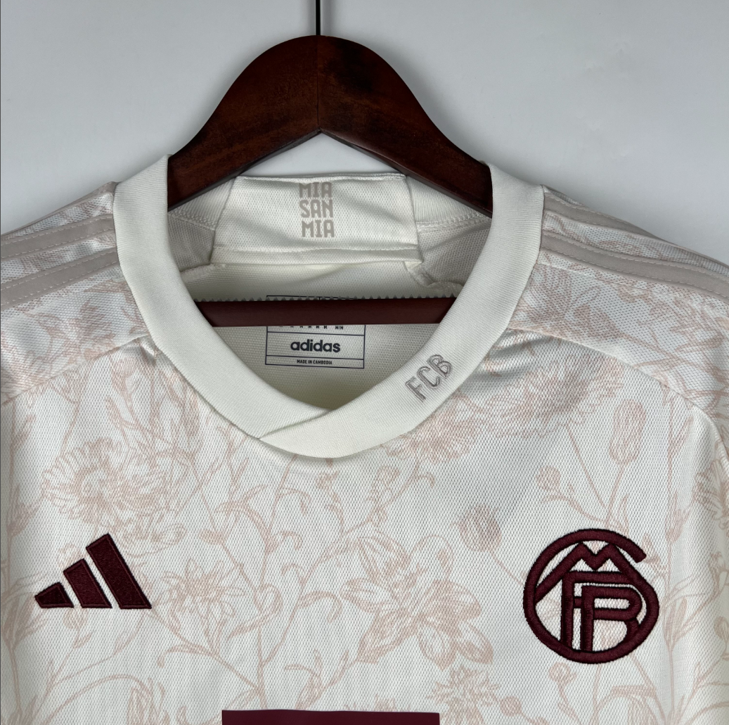 Bayern Munich 23/24 third white shirt
