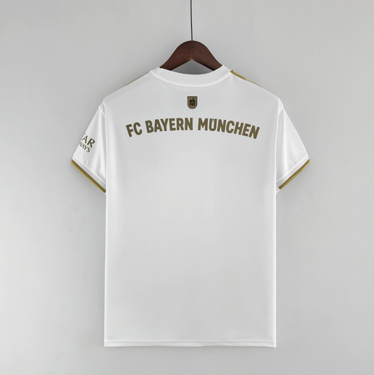Bayern Munich 22/23 away white shirt