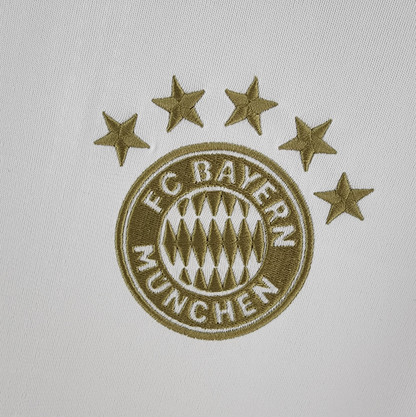 Bayern Munich 22/23 away white shirt