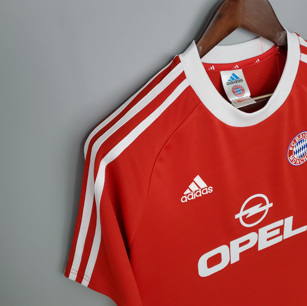 Bayern Munich 00/01 home red shirt