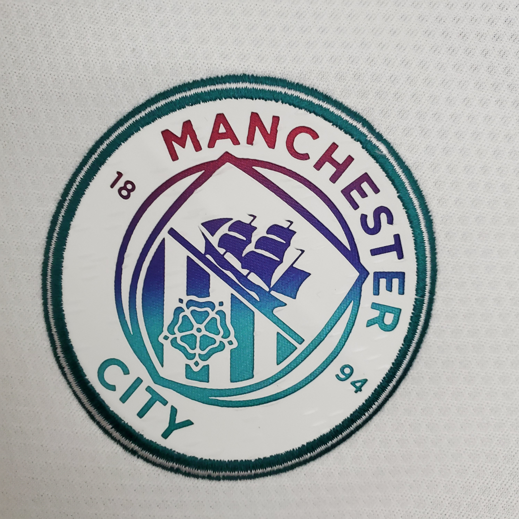 Manchester city 21/22 away white shirt