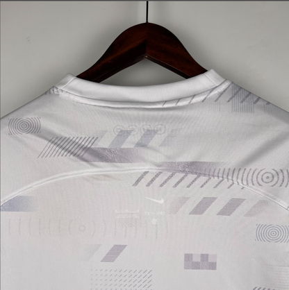 Tottenham 23/24 home white shirt