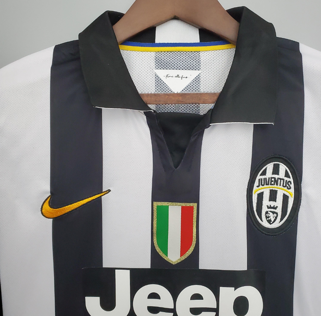 Juventus 14/15 home white/black shirt
