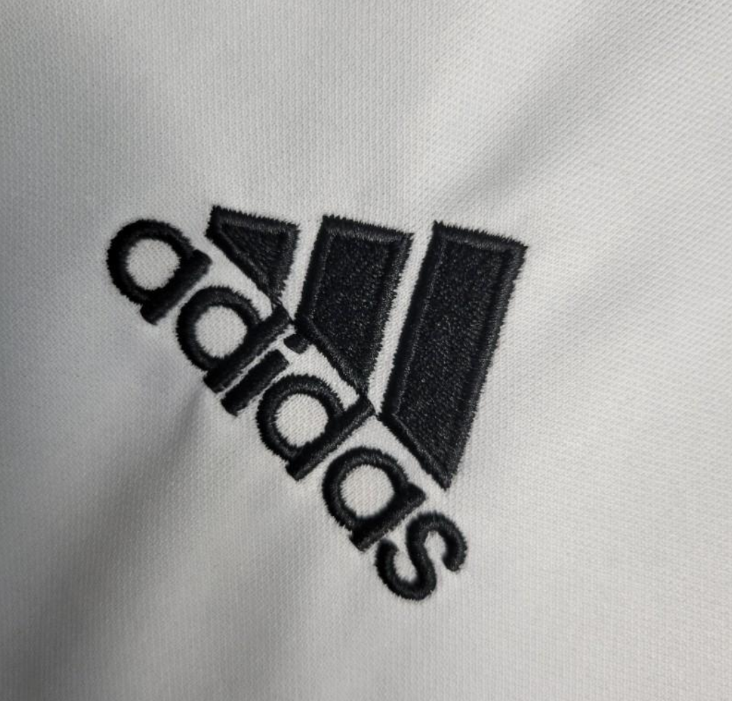 Juventus 19/20 home white/black shirt