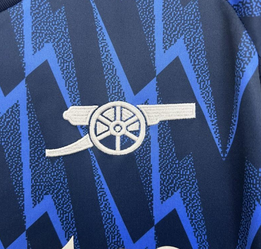 Arsenal 25/26 Away Jersey – The Midnight Away
