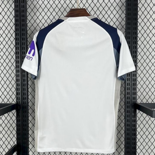 Tottenham 25/26 Home Jersey – A New Chapter in White