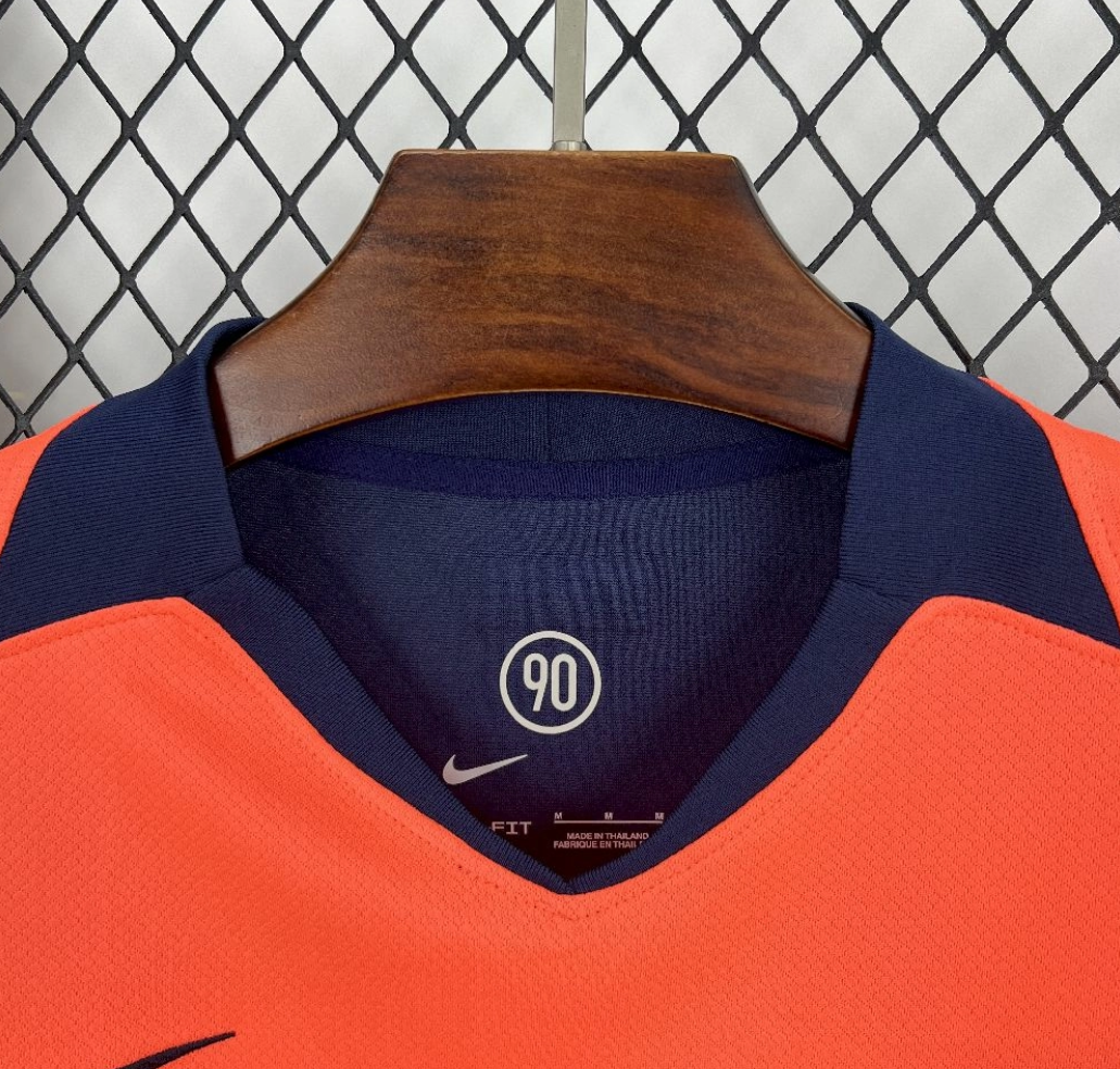 FC Barcelona 25/26 Third Jersey – A Tribute to the Sextuple