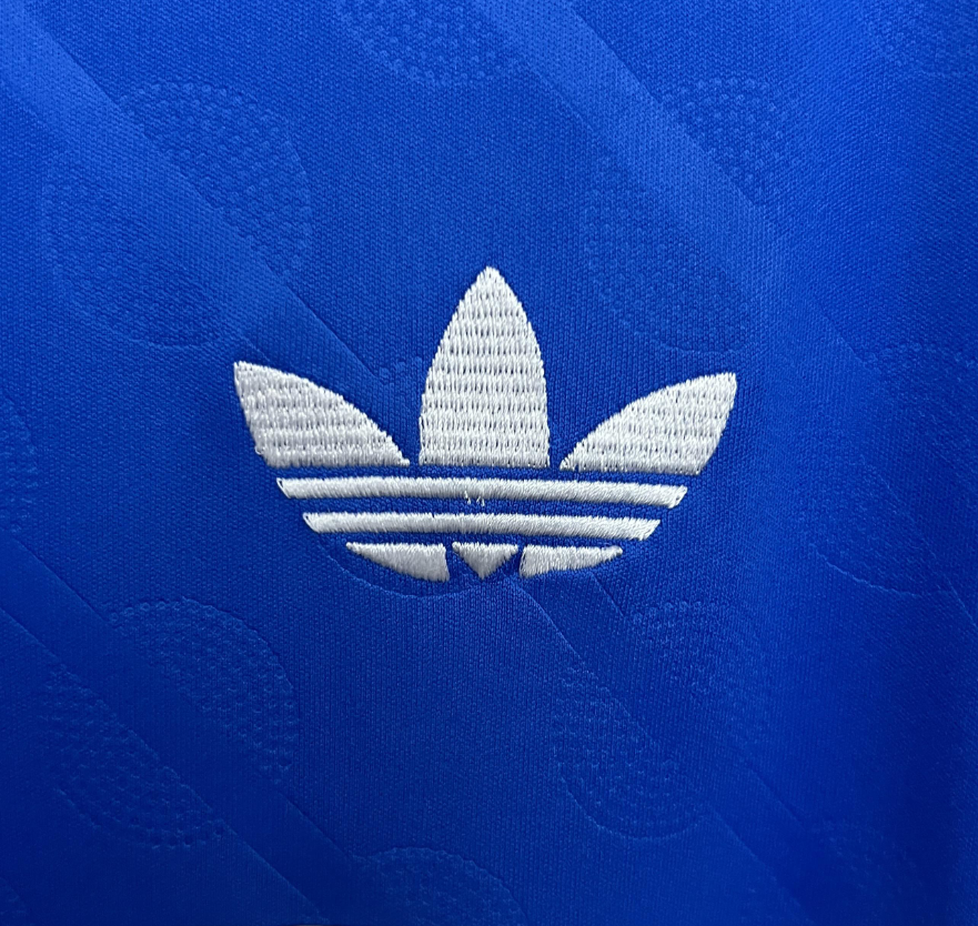 Real Madrid 25/26 Third Jersey – The Bernabéu's Blue