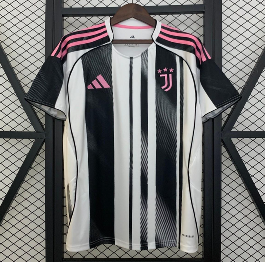 Juventus 25/26 Home Jersey – A Timeless Icon