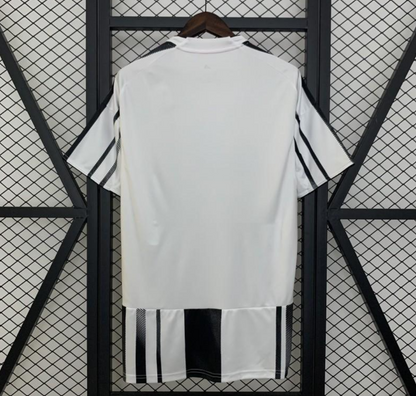 Juventus 25/26 Home Jersey – A Timeless Icon