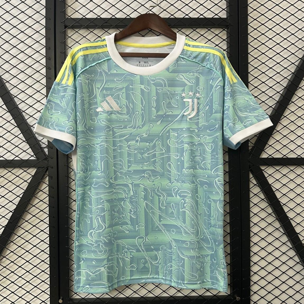 Juventus 25/26 Away Jersey – The Statement Kit