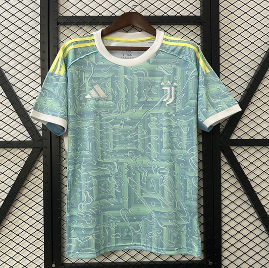 Juventus 25/26 Away Jersey – The Statement Kit