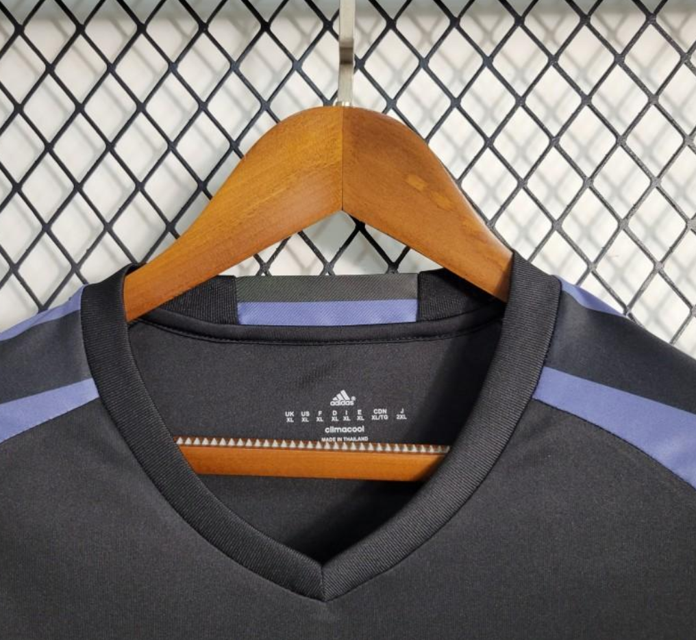 Real Madrid 16/17 Long Sleeve Third Jersey