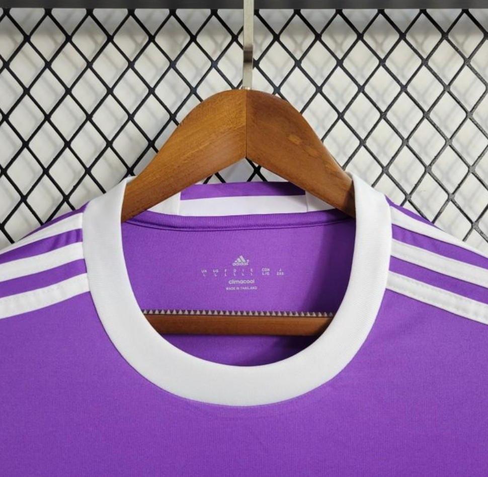 Real Madrid 17/18 Long Sleeve Away Jersey