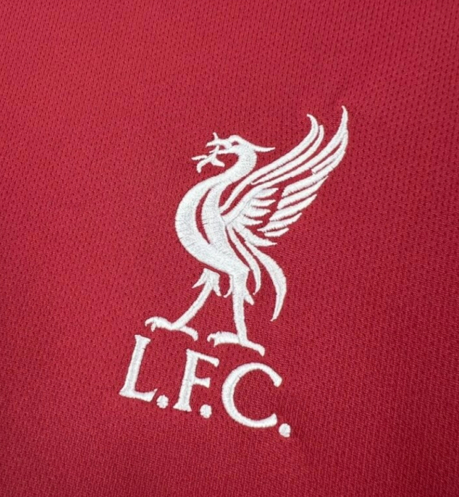 Liverpool 25/26 Long Sleeve Home Jersey – A Classic Reborn