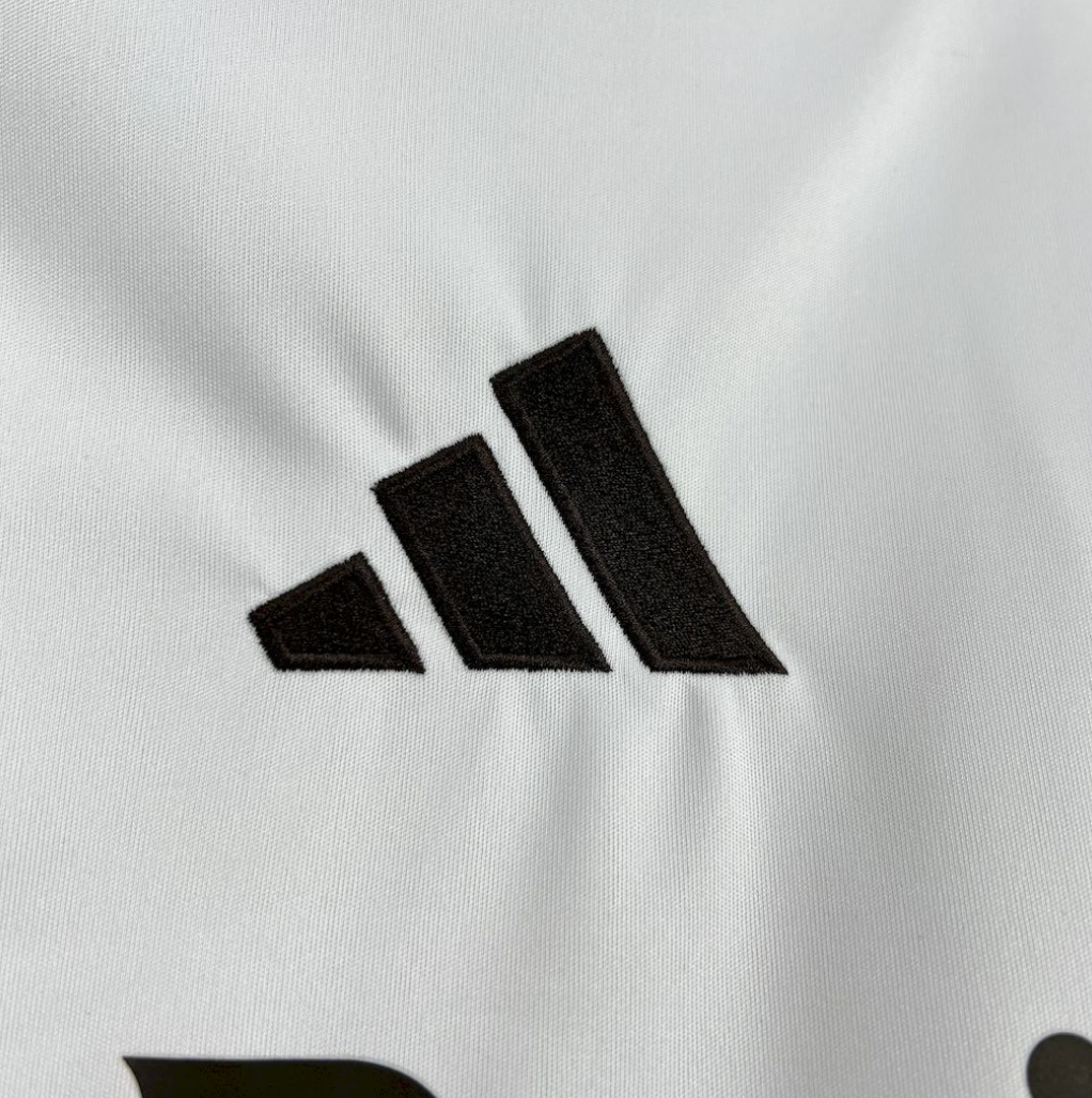 Real Madrid 25/26 Home Jersey – The White Majesty