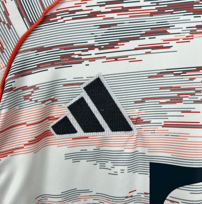 Bayern Munich 25/26 Away Jersey – The Statement Kit