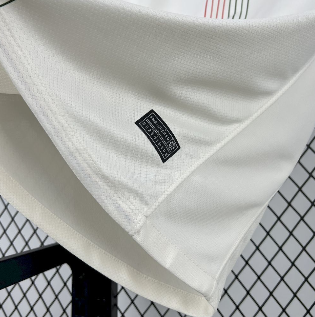 official Chelsea 25/26 Away White Football Jersey  designed by Nike