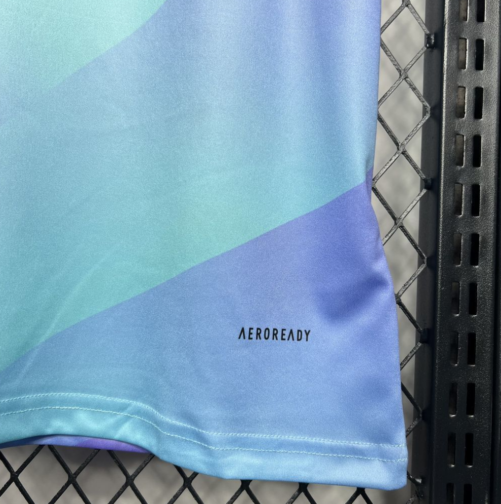 Arsenal 24/25 Third Jersey – The Tonal Cannon