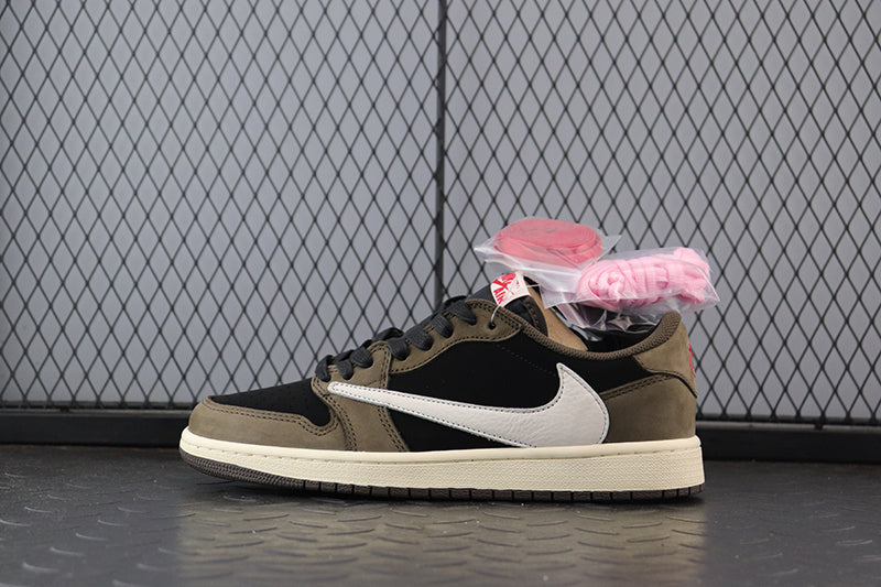 Travis Scott x Air Jordan 1 Low OG "Mocha"