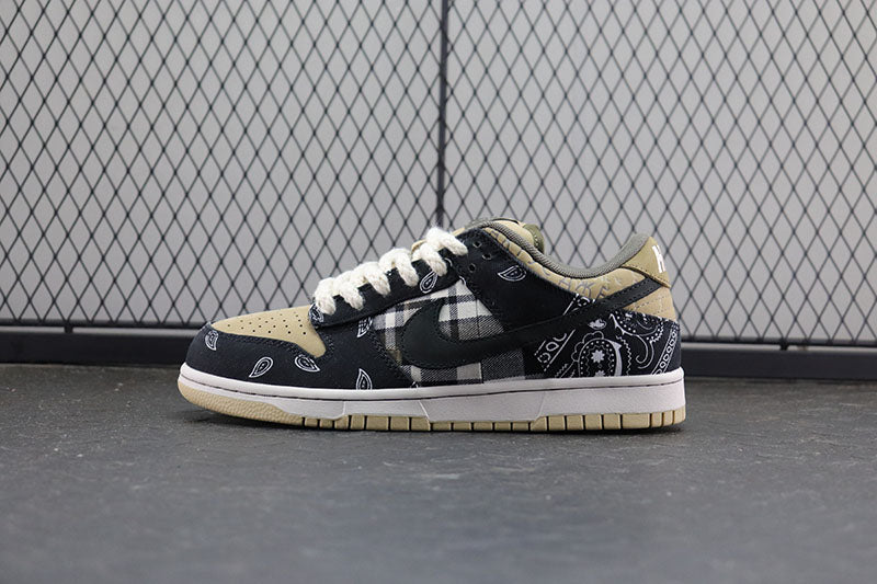 Travis Scott x Nike SB Dunk Low
