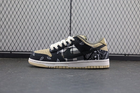 Travis Scott x Nike SB Dunk Low